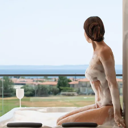Anore Luxury 아파트호텔 니키티